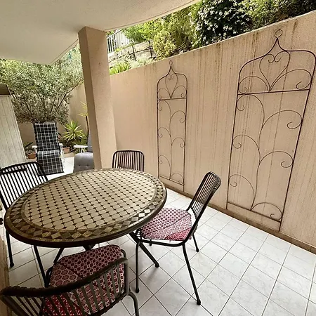 Apartment Climatise Avec Garage A 200m Des Commerces - Fr-1-816-19